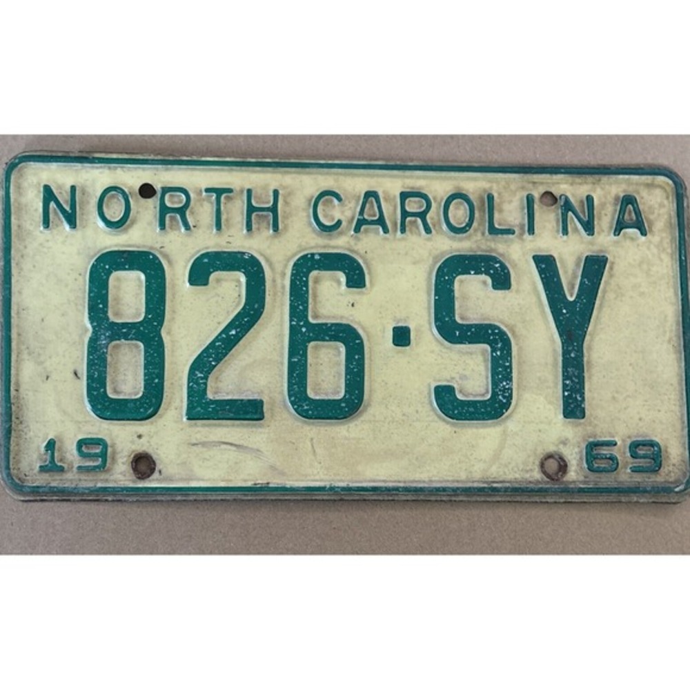 Vintage 1969 North Carolina License Plate White‎ & Green 829-SY Low Number